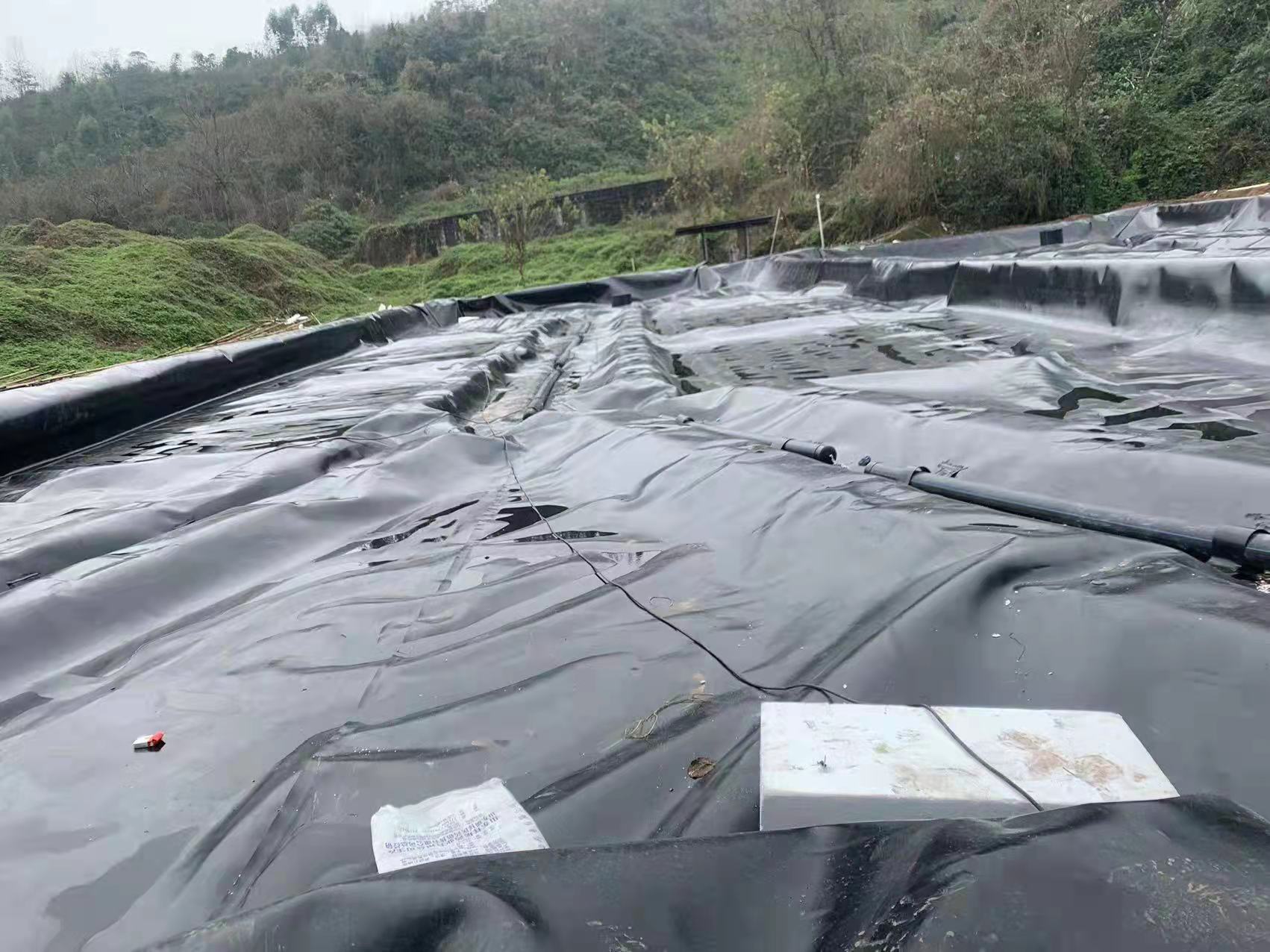 土工膜在填埋場(chǎng)填埋區(qū)域臨時(shí)覆蓋要求